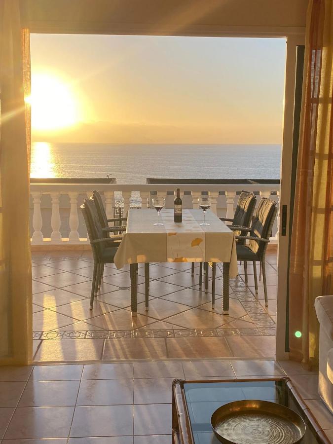 אקנטילדו דה לוס גיגנטס Ocean Pearl, Luxurioeses Haus, Meerblick, Grosse Sonnenterrasse, Teneriffa Sued, Los Gigantes, 600M Zum Strand, 200M Zum Ort, Ruhig מראה חיצוני תמונה