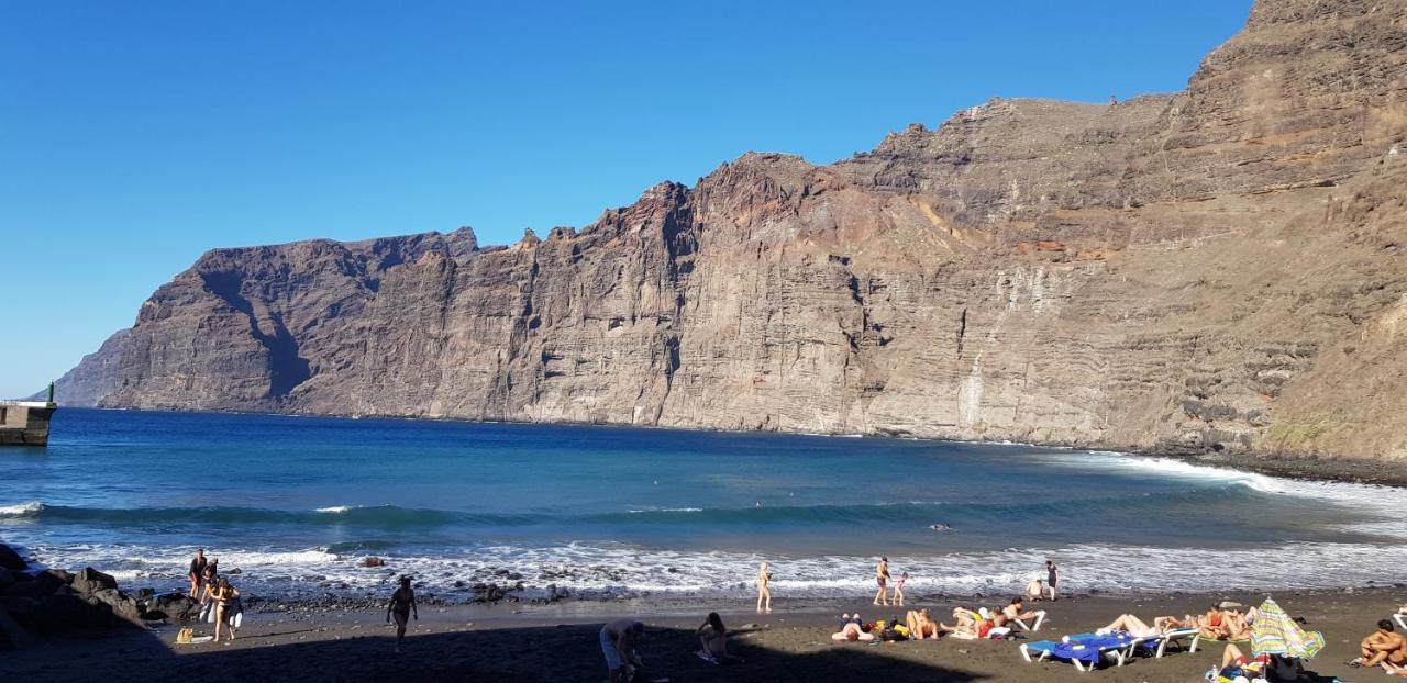 אקנטילדו דה לוס גיגנטס Ocean Pearl, Luxurioeses Haus, Meerblick, Grosse Sonnenterrasse, Teneriffa Sued, Los Gigantes, 600M Zum Strand, 200M Zum Ort, Ruhig מראה חיצוני תמונה