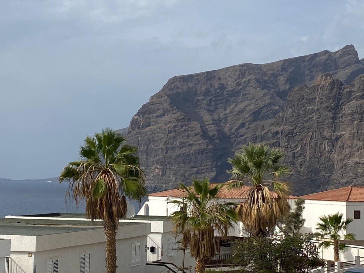 אקנטילדו דה לוס גיגנטס Ocean Pearl, Luxurioeses Haus, Meerblick, Grosse Sonnenterrasse, Teneriffa Sued, Los Gigantes, 600M Zum Strand, 200M Zum Ort, Ruhig מראה חיצוני תמונה