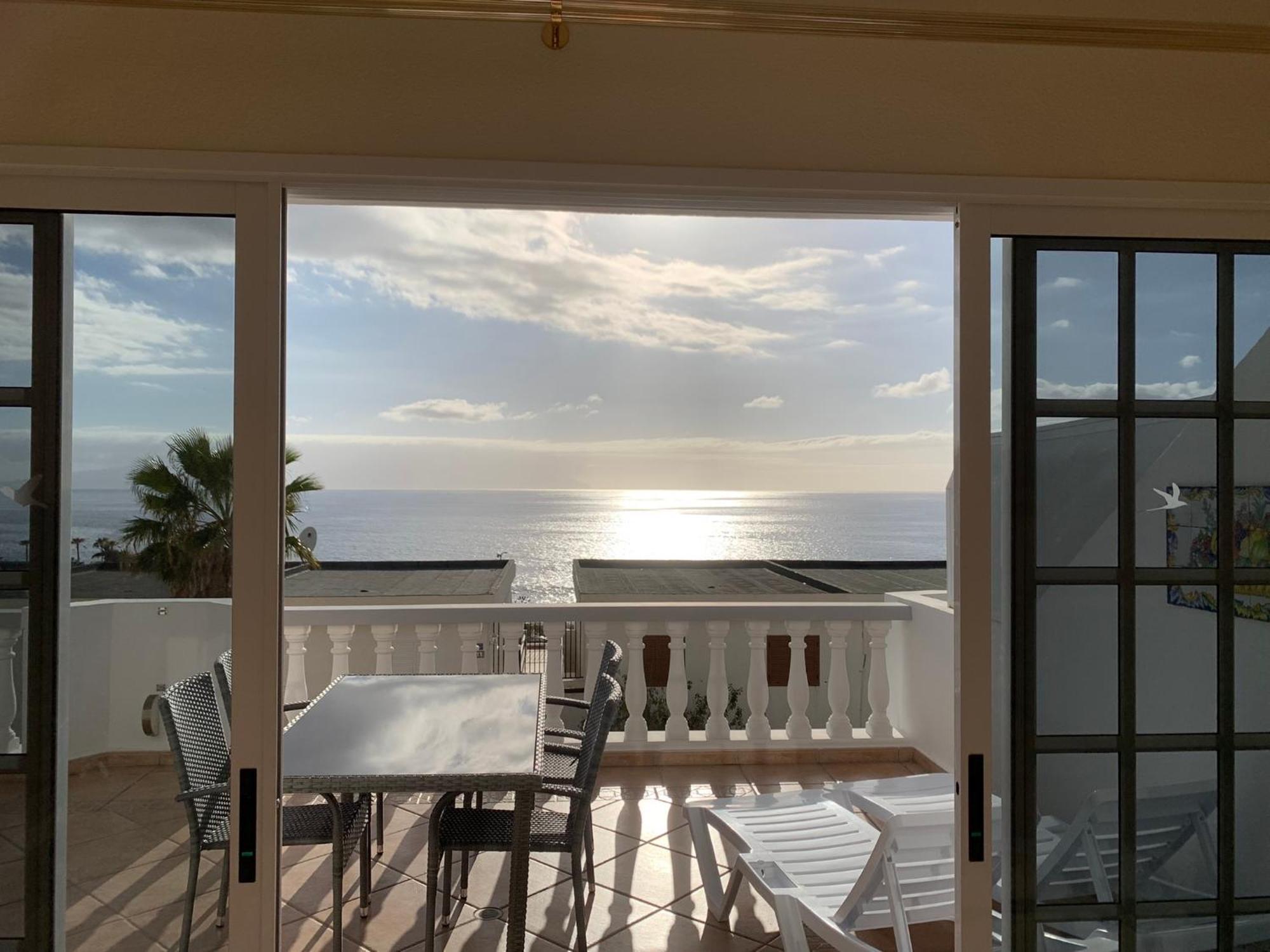 אקנטילדו דה לוס גיגנטס Ocean Pearl, Luxurioeses Haus, Meerblick, Grosse Sonnenterrasse, Teneriffa Sued, Los Gigantes, 600M Zum Strand, 200M Zum Ort, Ruhig מראה חיצוני תמונה