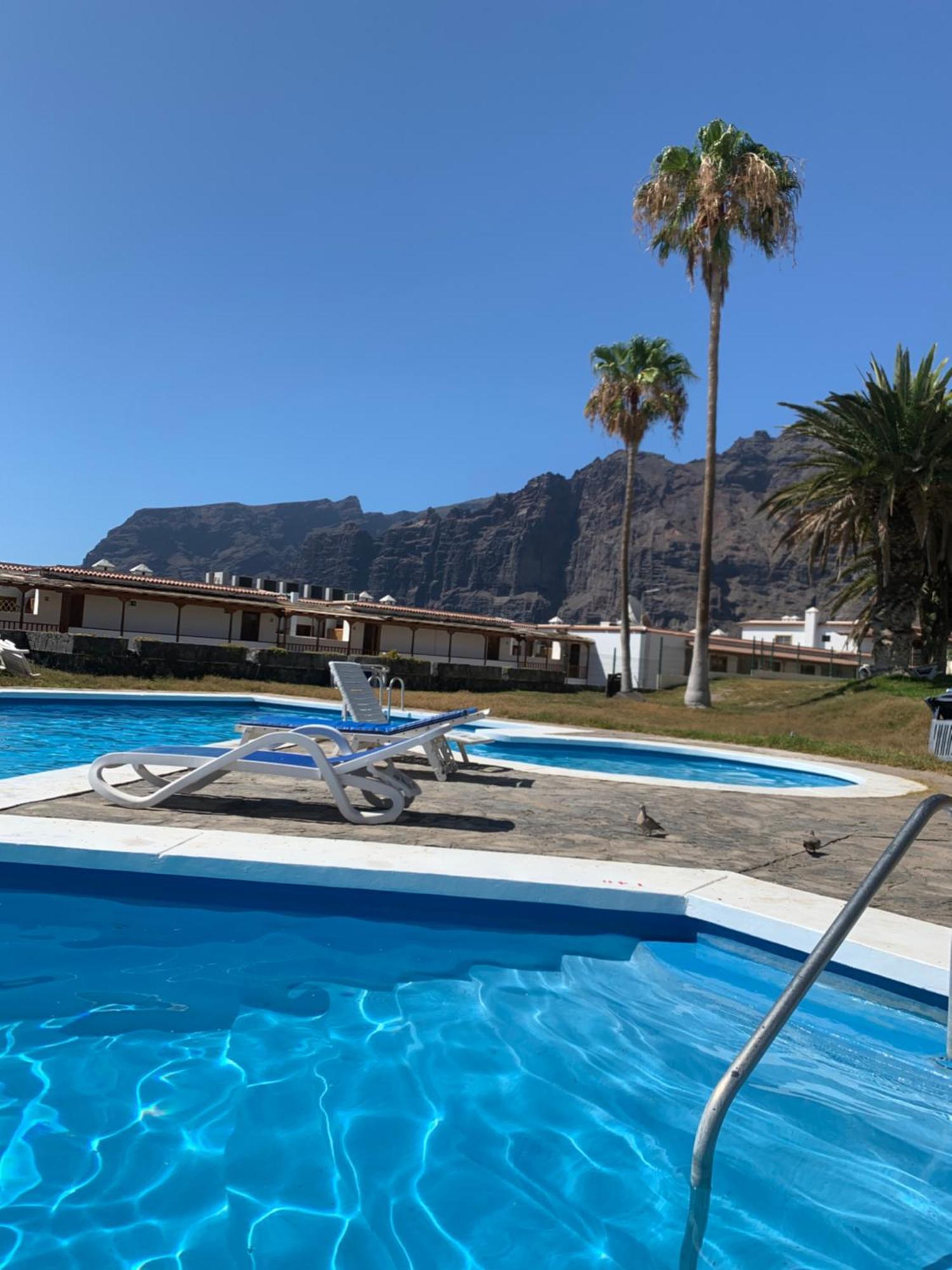 אקנטילדו דה לוס גיגנטס Ocean Pearl, Luxurioeses Haus, Meerblick, Grosse Sonnenterrasse, Teneriffa Sued, Los Gigantes, 600M Zum Strand, 200M Zum Ort, Ruhig מראה חיצוני תמונה